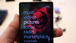 Hands On Gears of War 2 Zune, Better Xbox 360 Integration Coming "Within a Year"